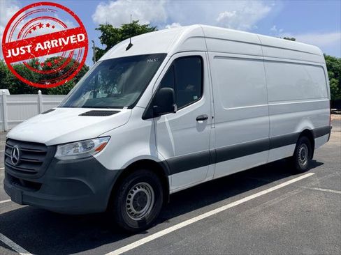 Used 2023 Mercedes-Benz Sprinter 2500 image 1