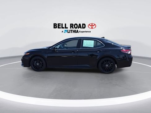 Used 2023 Toyota Camry XSE FWD image 6