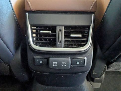 Certified 2022 Subaru Outback Touring AWD/4WD image 21