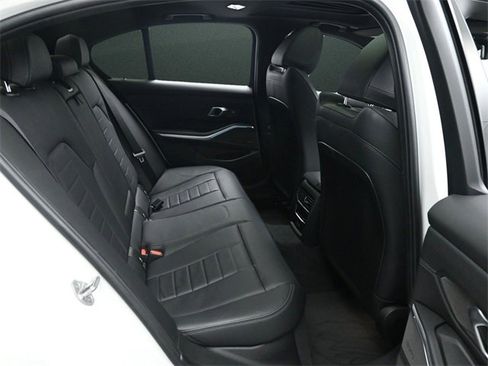 Used 2024 BMW M340i xDrive M340i xDrive w/ Premium Package image 17