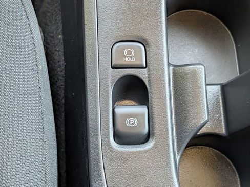 Used 2025 Toyota Corolla LE FWD image 16