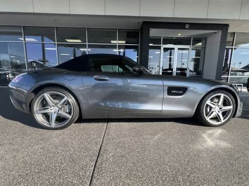 Used 2018 Mercedes-Benz AMG GT Roadster image 7