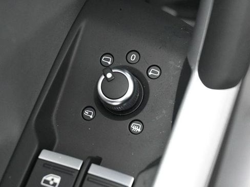 Used 2024 Audi Q3 2.0T Premium Plus image 13