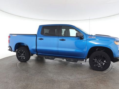 Used 2022 Chevrolet Silverado 1500 Custom Trail Boss w/ LPO, Dark Essentials Package image 24