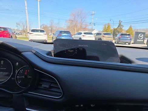 Used 2025 MAZDA CX-30 AWD 2.5 S w/ Select Sport Pkg image 18