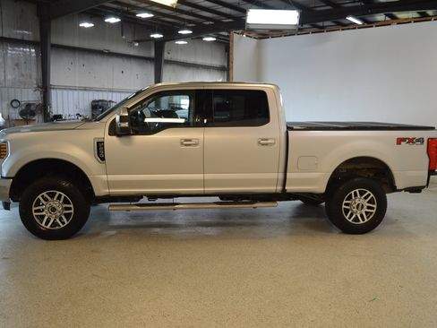 Used 2019 Ford F250 Lariat w/ Tow Technology Bundle AWD/4WD image 6