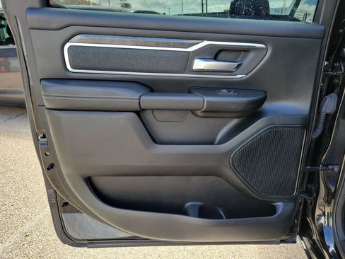 Used 2020 RAM 1500 Big Horn AWD/4WD image 14