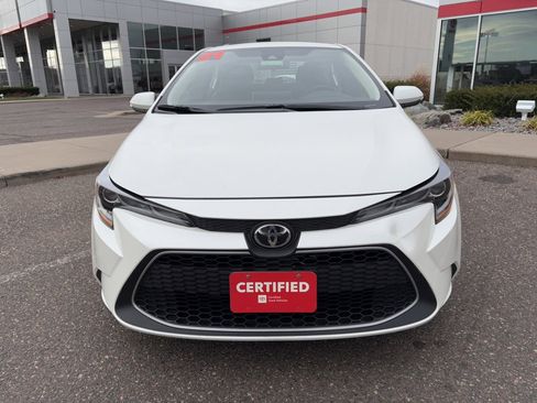 Certified 2021 Toyota Corolla XLE image 7