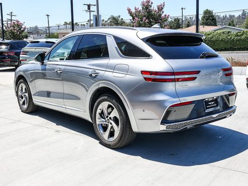 Used 2026 Genesis GV70 2.5T Advanced AWD/4WD image 6