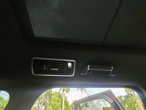 Used 2019 Land Rover Range Rover HSE AWD/4WD image 33