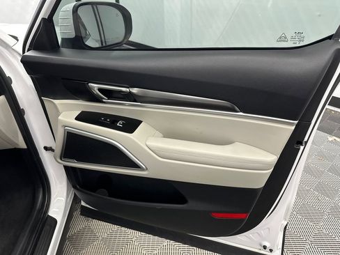 Used 2023 Kia Telluride S w/ S Sunroof Package FWD image 15