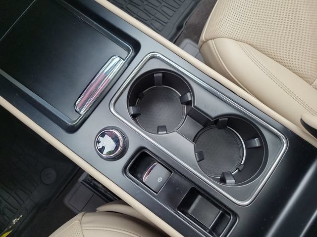 Used 2024 Lincoln Corsair Reserve w/ Equipment Group 201A AWD/4WD image 37