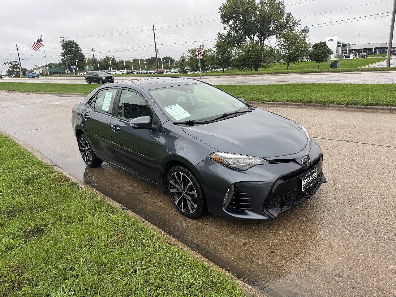 Used 2017 Toyota Corolla XSE w/ Carpet Mat Package (TMS) FWD image 7