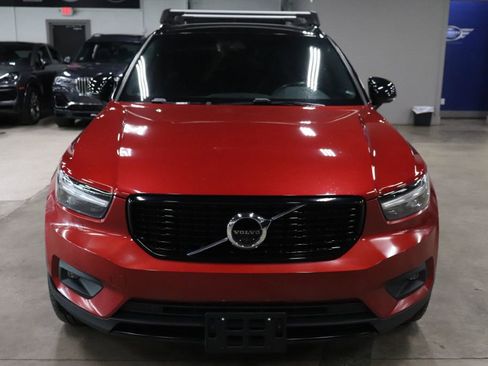 Used 2020 Volvo XC40 T5 R-Design w/ Protection Package Premier image 8