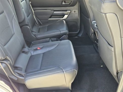 Used 2025 Toyota Sequoia 4WD image 17