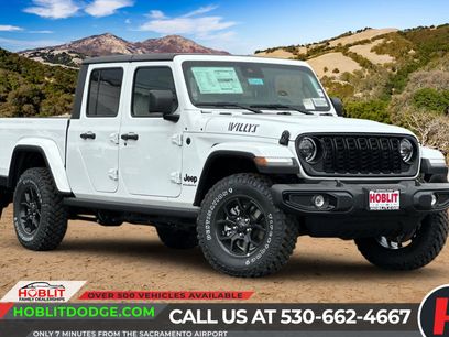 New 2025 Jeep Gladiator Sport
