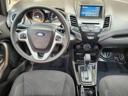 Used 2019 Ford Fiesta SE w/ Equipment Group 201A FWD image 3