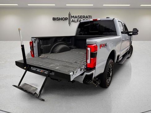 Used 2026 Ford F350 Platinum w/ FX4 Off-Road Package AWD/4WD image 7