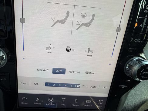 Used 2026 RAM 3500 Big Horn AWD/4WD image 52