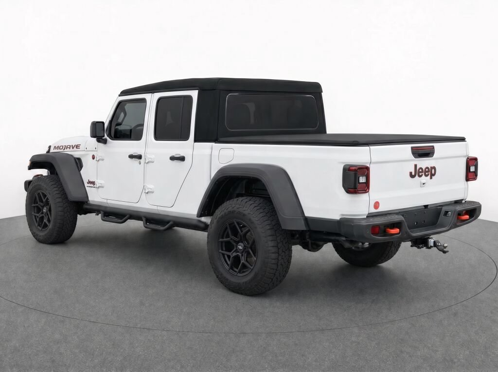 Used 2024 Jeep Gladiator Mojave w/ Technology Group AWD/4WD image 36