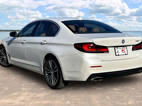 Used 2023 BMW 530i w/ Premium Package RWD image 6