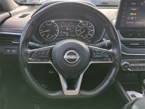 Used 2023 Nissan Altima 2.5 SL image 14