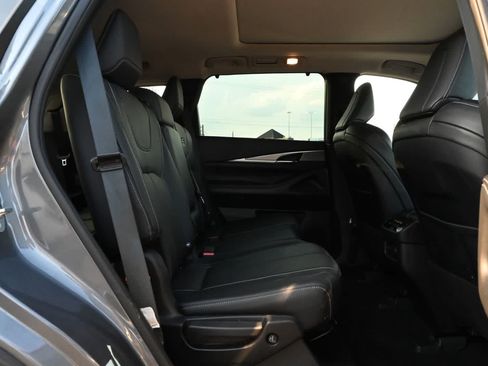 Used 2023 INFINITI QX60 Luxe w/ Cargo Package AWD/4WD image 21