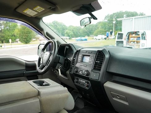 Used 2019 Ford F150 XL w/ Equipment Group 101A Mid RWD image 10