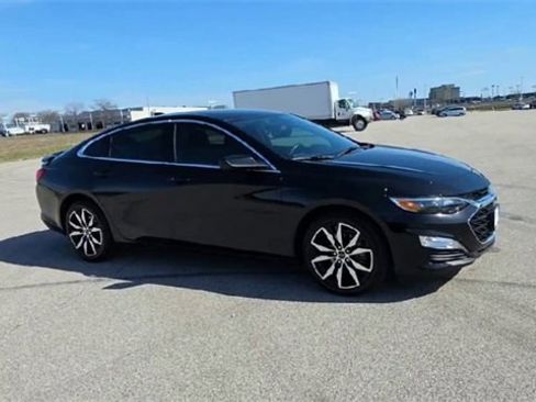 Used 2022 Chevrolet Malibu RS w/ LPO, Floor Liner Package image 9