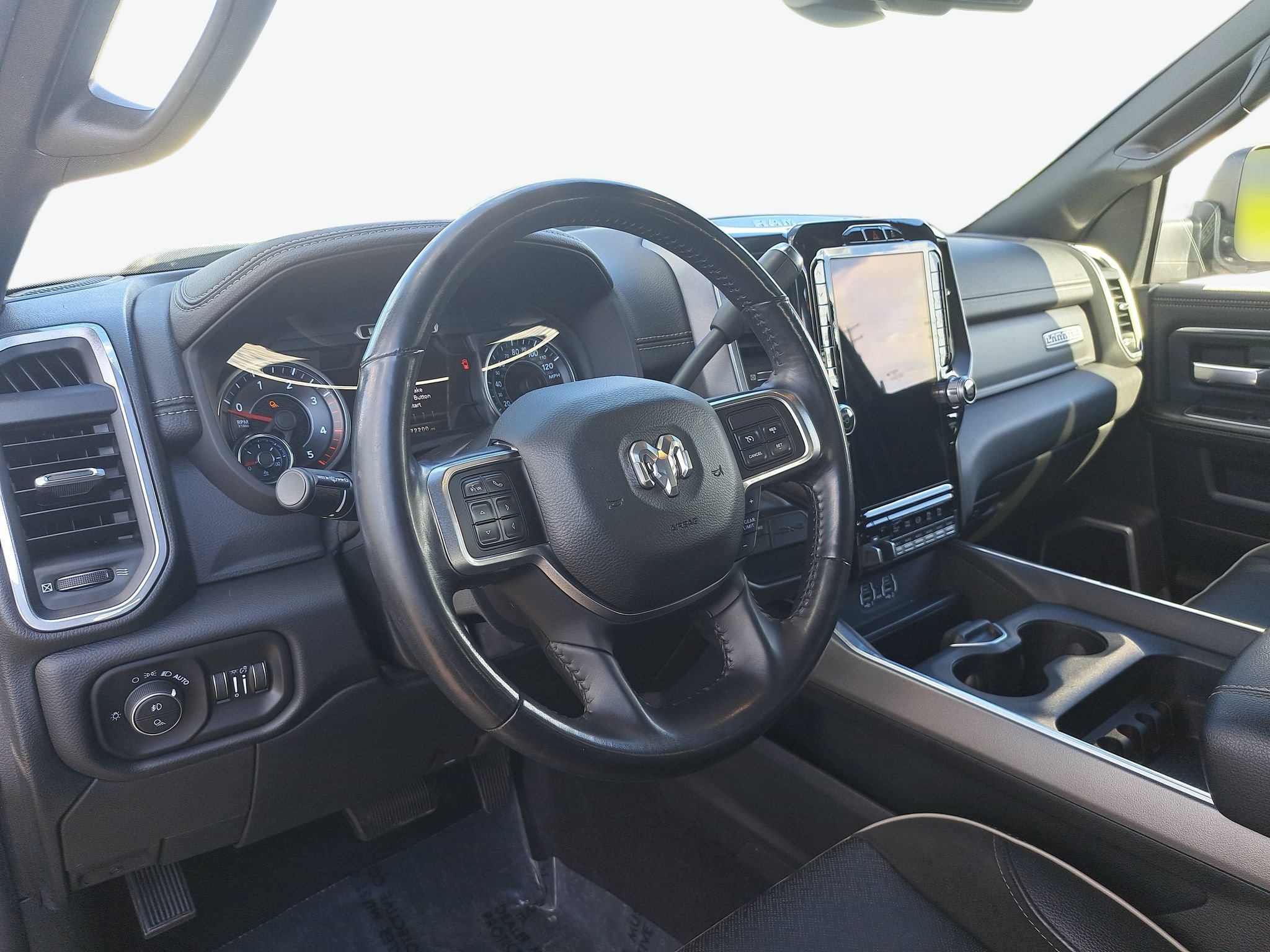 Used 2020 RAM 3500 Laramie w/ Night Edition AWD/4WD image 16
