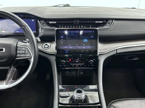 Certified 2021 Jeep Grand Cherokee L Limited image 12