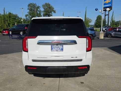 Used 2024 GMC Yukon SLE AWD/4WD image 5