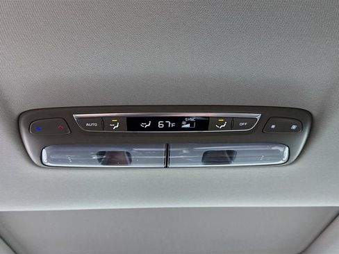 New 2025 Kia Telluride S image 27