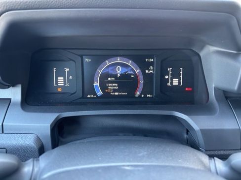 Used 2025 Toyota Tacoma SR image 13