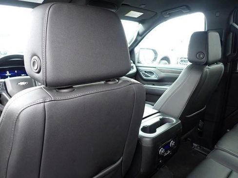 Used 2024 Chevrolet Tahoe LT image 17