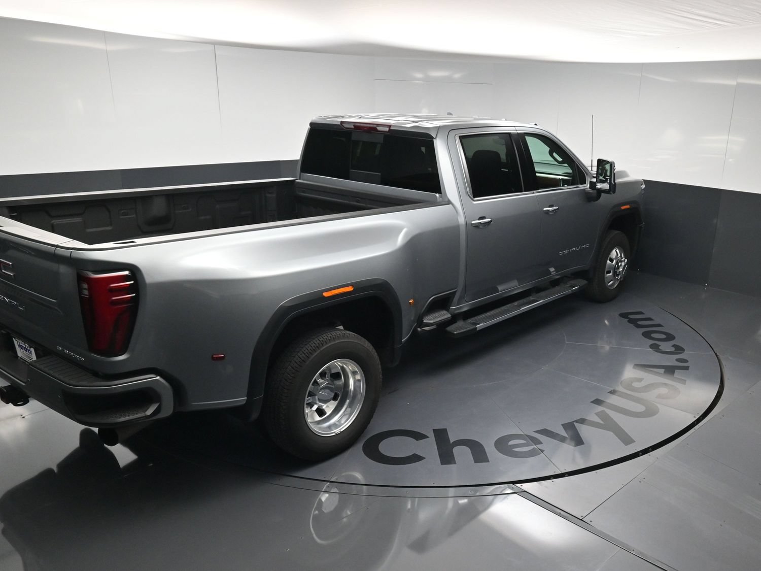 Used 2026 GMC Sierra 3500 Denali w/ Denali Reserve Package AWD/4WD image 25