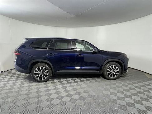 New 2026 Toyota Grand Highlander AWD Hybrid image 8