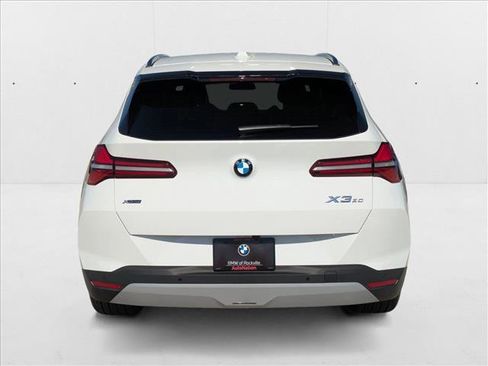 Used 2026 BMW X3 xDrive30 w/ Premium Package image 8