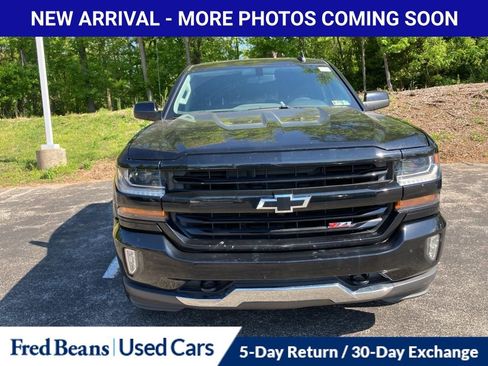 Used 2018 Chevrolet Silverado 1500 LT w/ All Star Edition AWD/4WD image 2