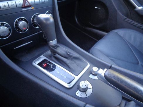 Used 2008 Mercedes-Benz SLK 350 image 28