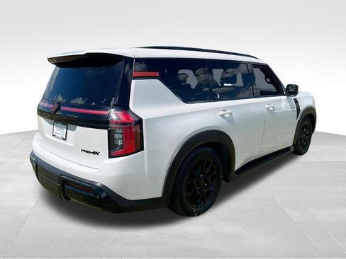 Certified 2025 Nissan Armada PRO-4X AWD/4WD image 8