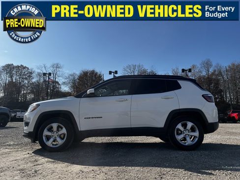 Used 2018 Jeep Compass Latitude w/ Popular Equipment Group image 17