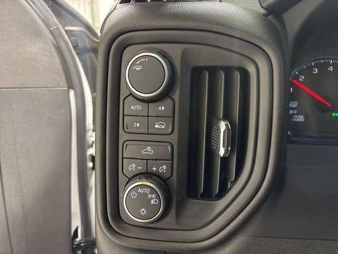 Used 2022 Chevrolet Silverado 1500 Custom AWD/4WD image 15