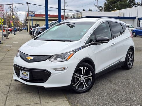 Used 2018 Chevrolet Bolt Premier w/ Driver Confidence II Package image 2