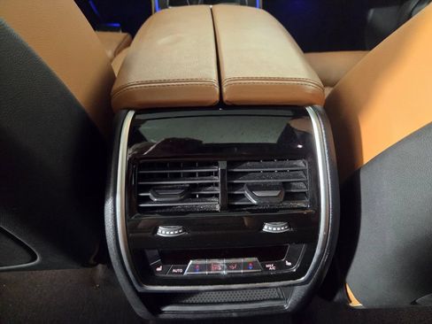 Used 2021 BMW X5 M50i w/ Premium Package AWD/4WD image 25