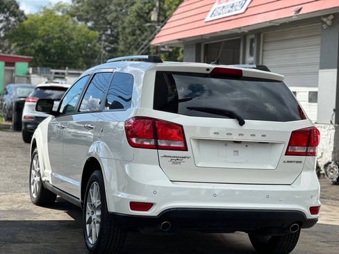 Used 2014 Dodge Journey Limited w/ Flexible Seating Group FWD image 7