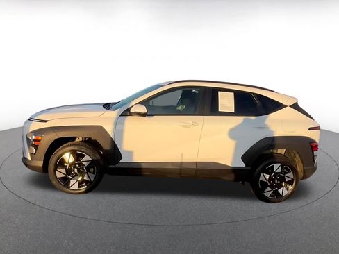 Used 2025 Hyundai Kona SEL image 9