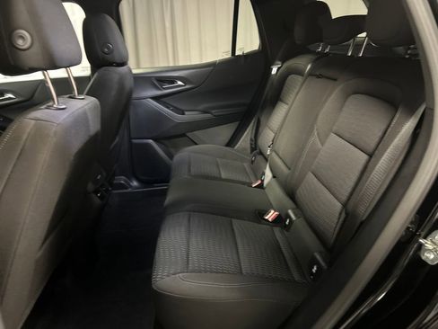 Used 2025 Chevrolet Equinox LT image 22