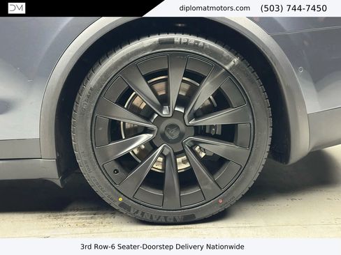 Used 2023 Tesla Model X Standard Sport Utility 4D image 38