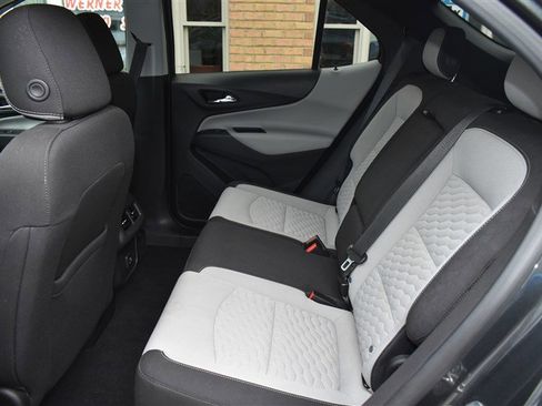 Used 2020 Chevrolet Equinox LS w/ LS Convenience Package image 21